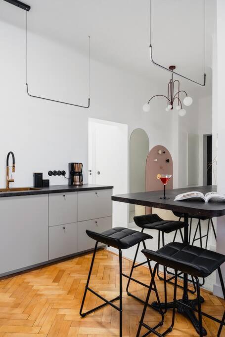 Warsaw Concierge Praga Centrum المظهر الخارجي الصورة